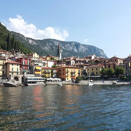 Rosa House Hébergement de vacances Varenna